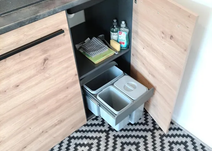 Fewo-exter, Panoramablick, Freies Parken, Naehe A2herford Ost, Gute Lkw-rangiermoeglichkeiten, 17minzum Messezentrum Bs Apartment Vlotho