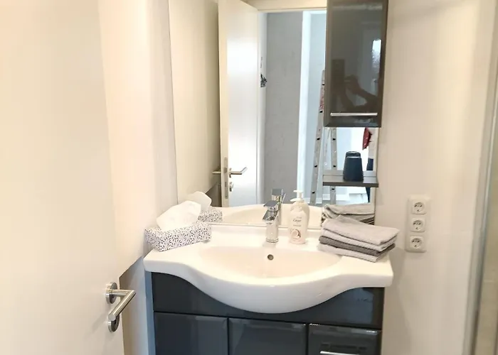 Apartment Fewo-exter, Panoramablick, Freies Parken, Naehe A2herford Ost, Gute Lkw-rangiermoeglichkeiten, 17minzum Messezentrum Bs Vlotho