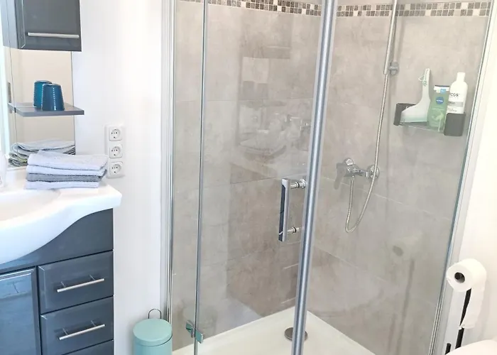 Apartment Fewo-exter, Panoramablick, Freies Parken, Naehe A2herford Ost, Gute Lkw-rangiermoeglichkeiten, 17minzum Messezentrum Bs *